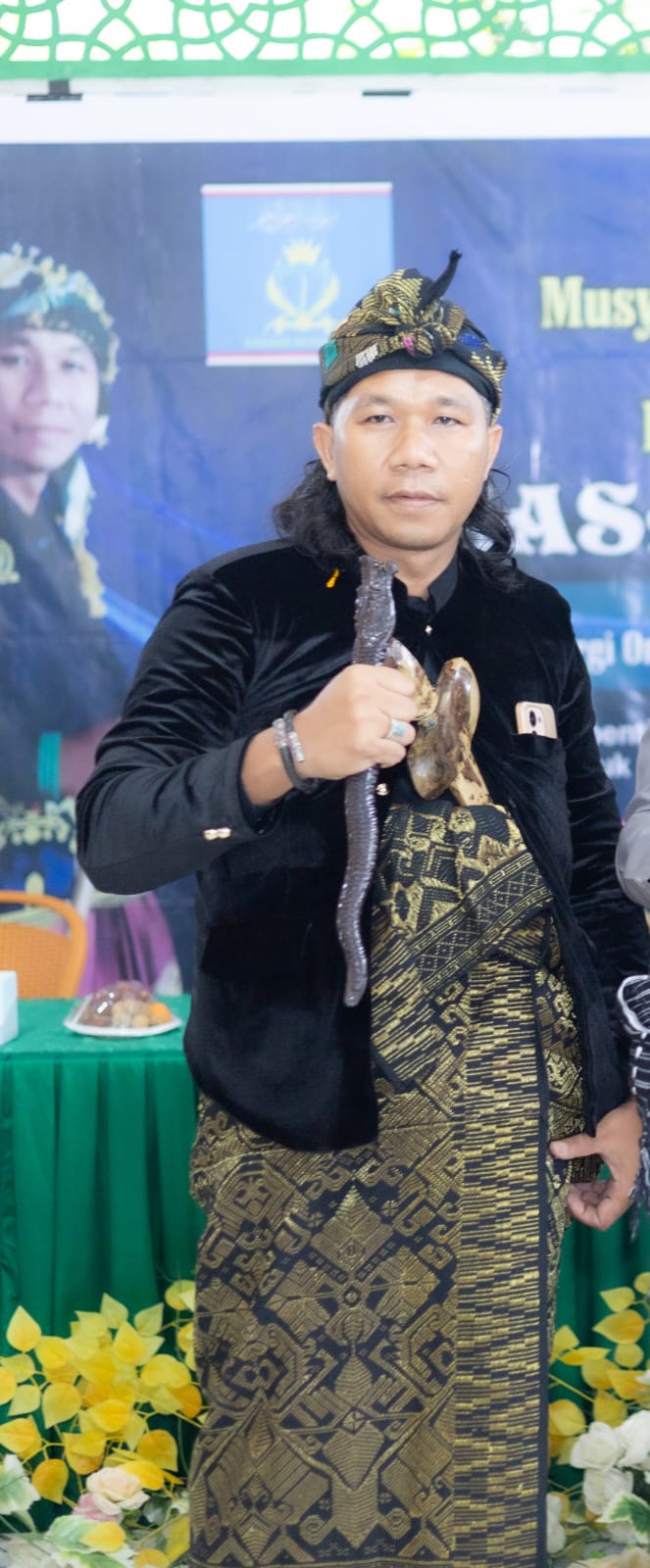 Ketua Umum Sasaka Nusantara NTB Lalu Ibnu Hajar Sampaikan Makna Dari Setiap Kata Yang Tersibak Dalam Benaknya