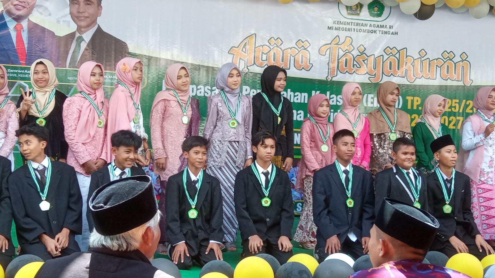 MIN Loteng Gelar Acara Perpisahan  Untuk Kelas VI