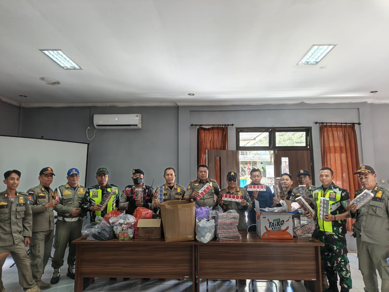 Pol PP Lombok Tengah Sita 29.280 Batang Rokok Ilegal, Targetkan Tiga Kecamatan